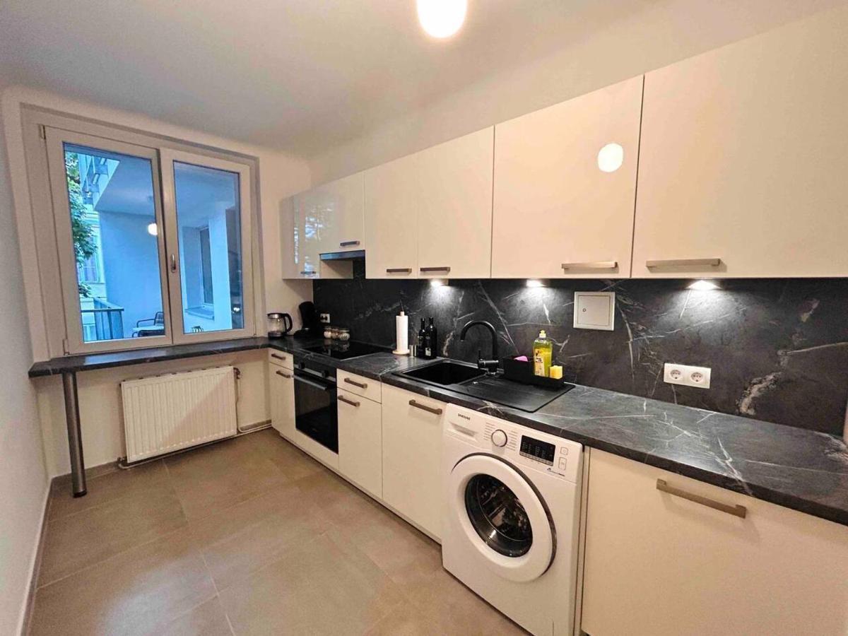 Urbaner Charme: Stilvolles Wohnen Im Herzen Wiens Extérieur photo