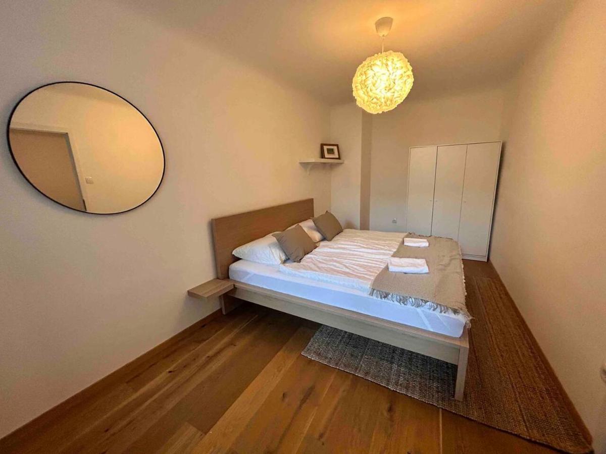 Urbaner Charme: Stilvolles Wohnen Im Herzen Wiens Extérieur photo